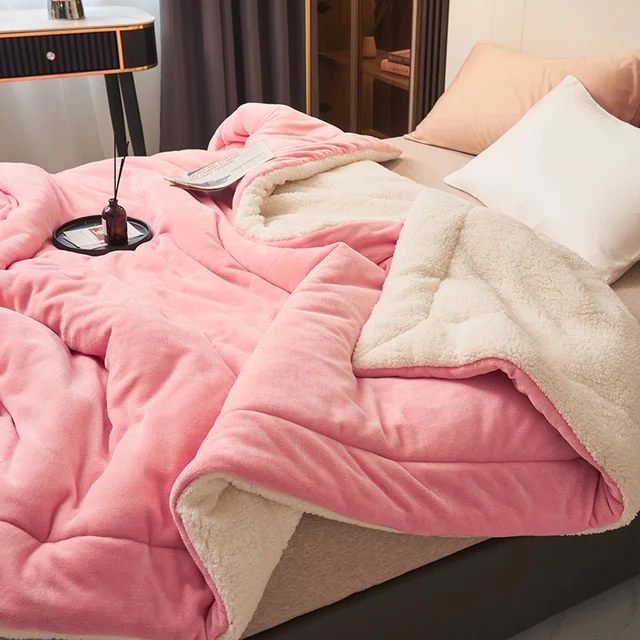 SoftHug Luxe Fleece Warm Blanket