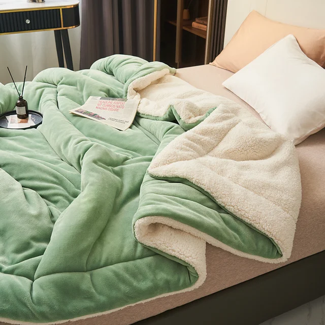 SoftHug Luxe Fleece Warm Blanket