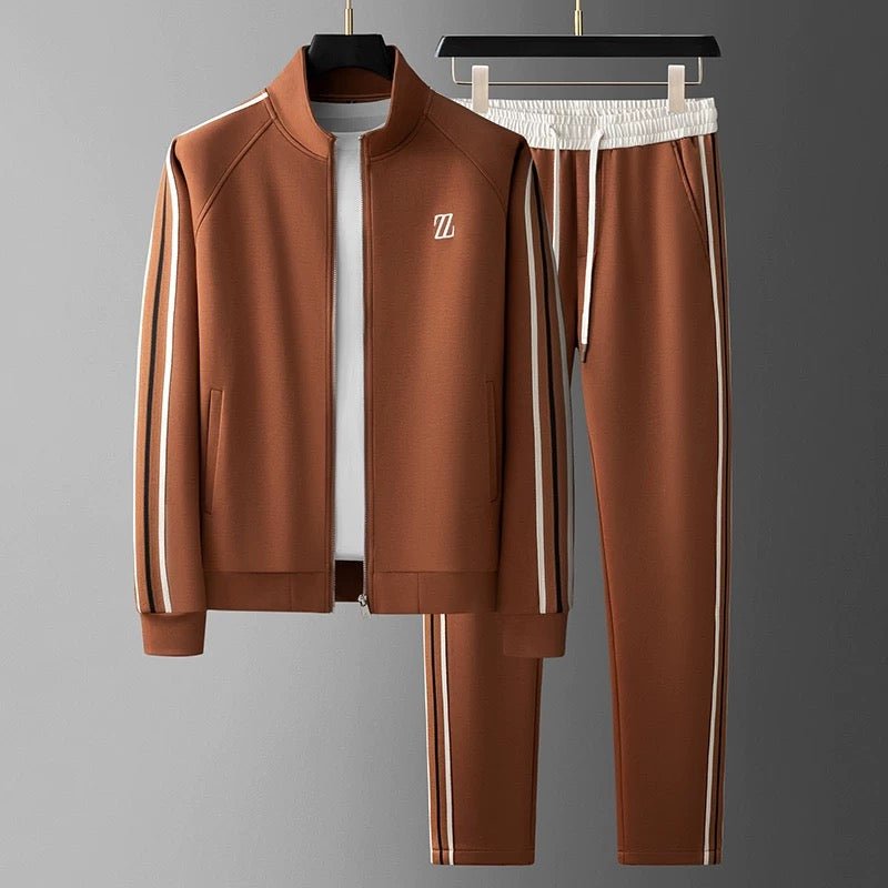 FlexiSport Men's Tracksuit – Comfortable and Modern Athletic Design